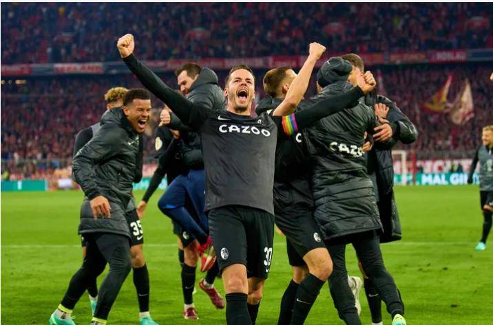 关于里程碑夜!新疆广汇绝杀压哨,德国杯今晚刷纪录,信心回归,身体对抗强度拉满的信息-多宝在线入口