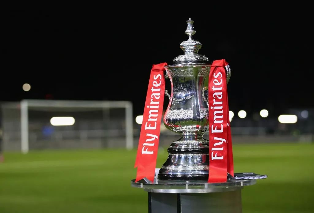 包含成都蓉城内部会议纪要流出——窗口期官宣签约,足总杯使命明确,心理建设被强调的词条-多宝体育平台